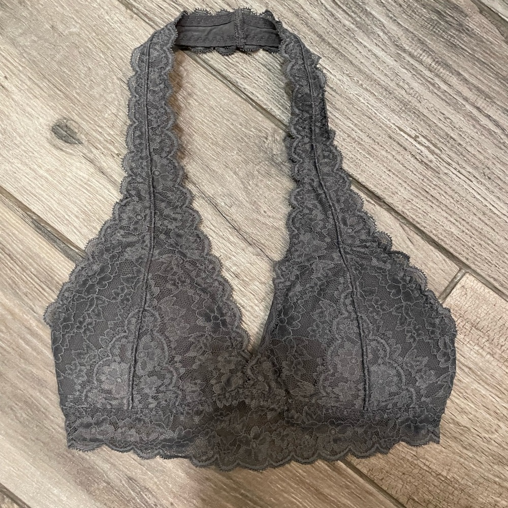 BNWOT Gilly Hicks Gray Halter Lace Bralette